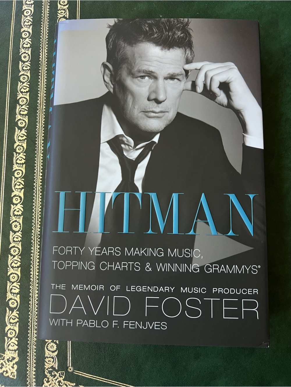 Hardcover Book Hitman: Forty Years Making Music by David Foster